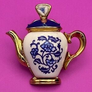 Vintage Avon Gold-Tone Porcelain Teapot Floral Enamel Costume Lapel Pin